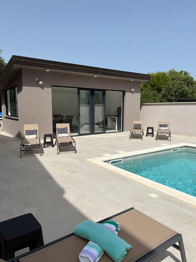 Villa Vida, Medulin - Bazen I Jacuzzi Exterior foto